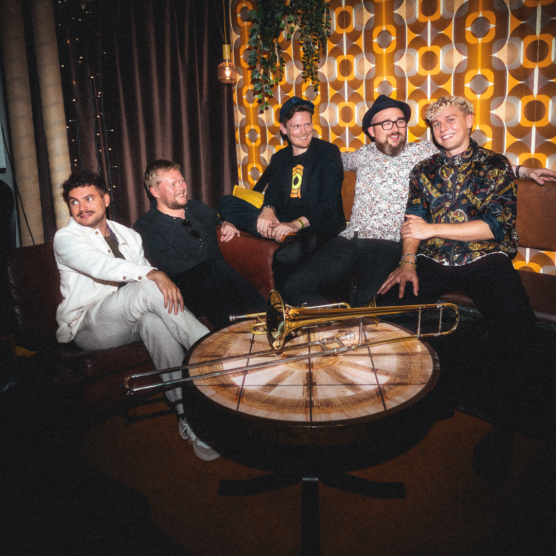 Vooo Ca Ray - Albumrelease: 'Vol. 1'